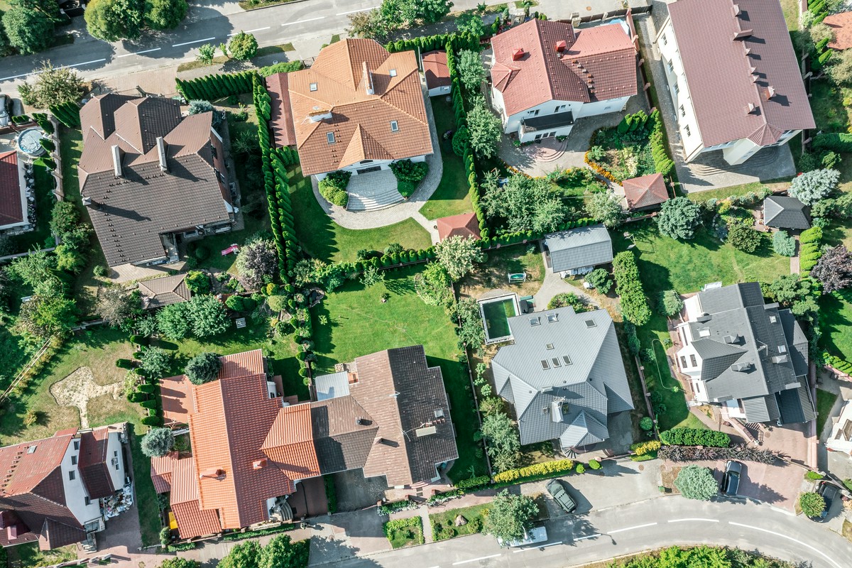 Wpływ lokalizacji na wartość nieruchomości – co warto wiedzieć?